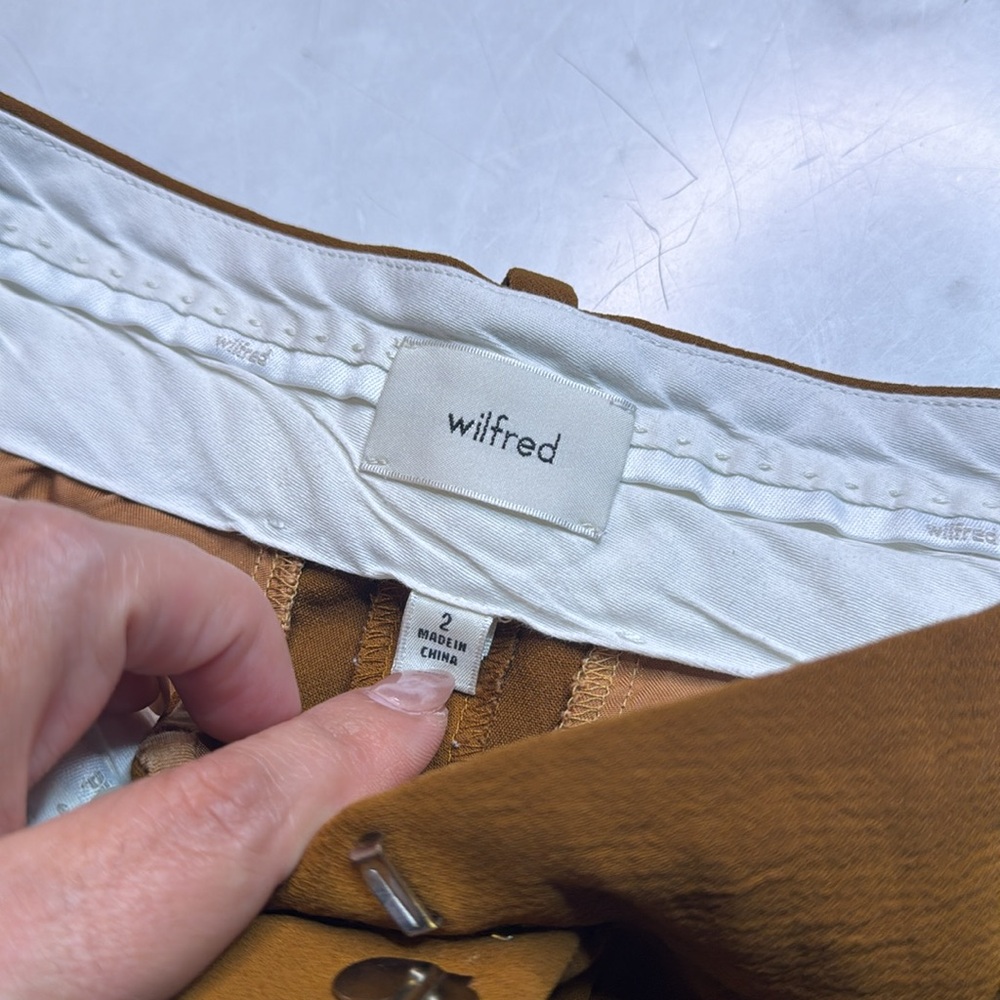 Aritzia Wilfred The Effortless Pant Cropped - Picture 3 of 5